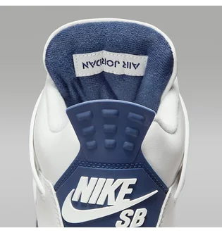 Кроссовки мужские Air Jordan 4 Retro Sb White DR5415-100