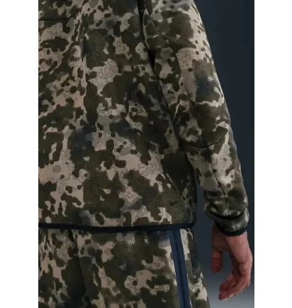 Спортивный костюм мужской Nike Tech Fleece Camo HV0955-276__II1324-276