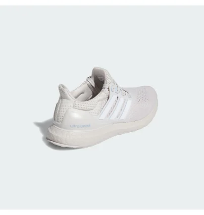 Кроссовки женские Adidas Ultraboost White JH9211