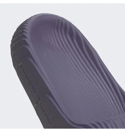 Тапочки унисекс Adidas Adilette 22 Slides Violet HP6524