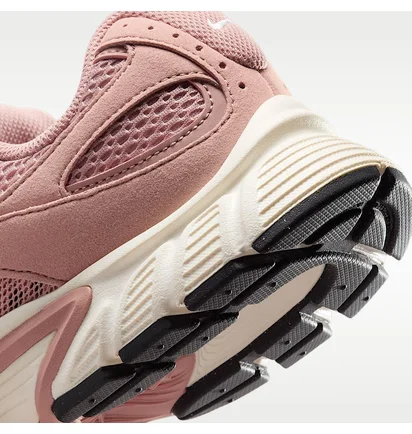Кроссовки женские Nike V5 Rnr WomenS Shoes Pink/Black II6294-600