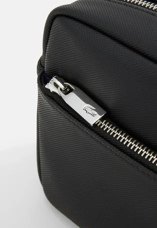 Сумка унісекс Lacoste Classic Unisex - Crossbody Bag Black NH4427HC-000