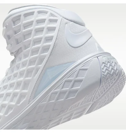 Кроссовки унисекс Nike Kobe I I I Protro Basketball Shoes White HM4351-100