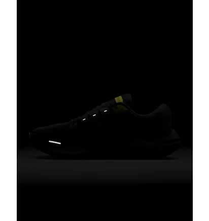 Кроссовки мужские Nike Vomero 16 Black DA7245-012