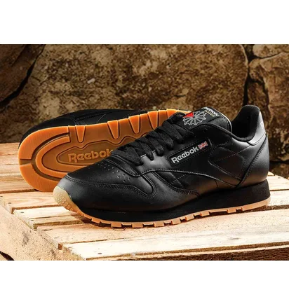 Кросівки унісекс Reebok Classic Leather Black 49800
