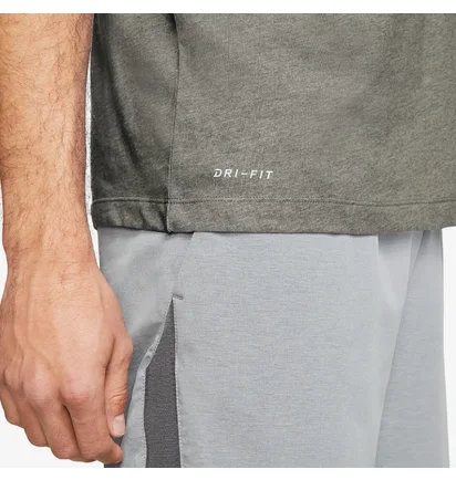 Футболка мужская Nike M Nk Df Tee Dfc Crew Solid Grey Ar6029-320