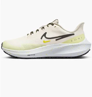 Кроссовки женские Nike Pegasus Shield Weatherized Road Running Shoes Beige DO7626-100