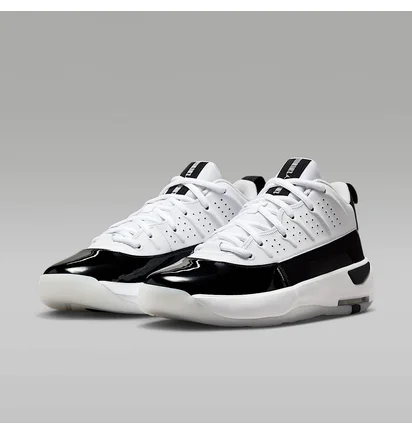 Кроссовки мужские Air Jordan Max Aura 7 Black/White HQ2091-100