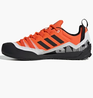 Кроссовки унисекс Adidas Terrex Swift Solo 2.0 Hiking Orange IE6902