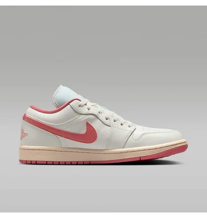 Кроссовки женские Air Jordan 1 Low White DC0774-109