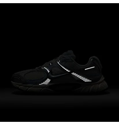 Кроссовки женские Nike V5 Rnr Summit Grey HQ7901-103