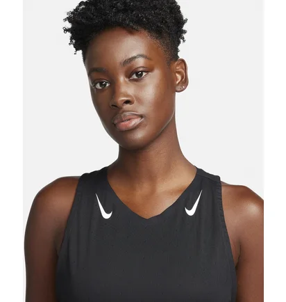 Майка женская Nike Aeroswift Wodri-Fit Adv Running Singlet Black FN2504-010