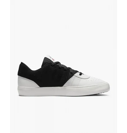 Кроссовки мужские Air Jordan Series Es Black/White Dn1856-061