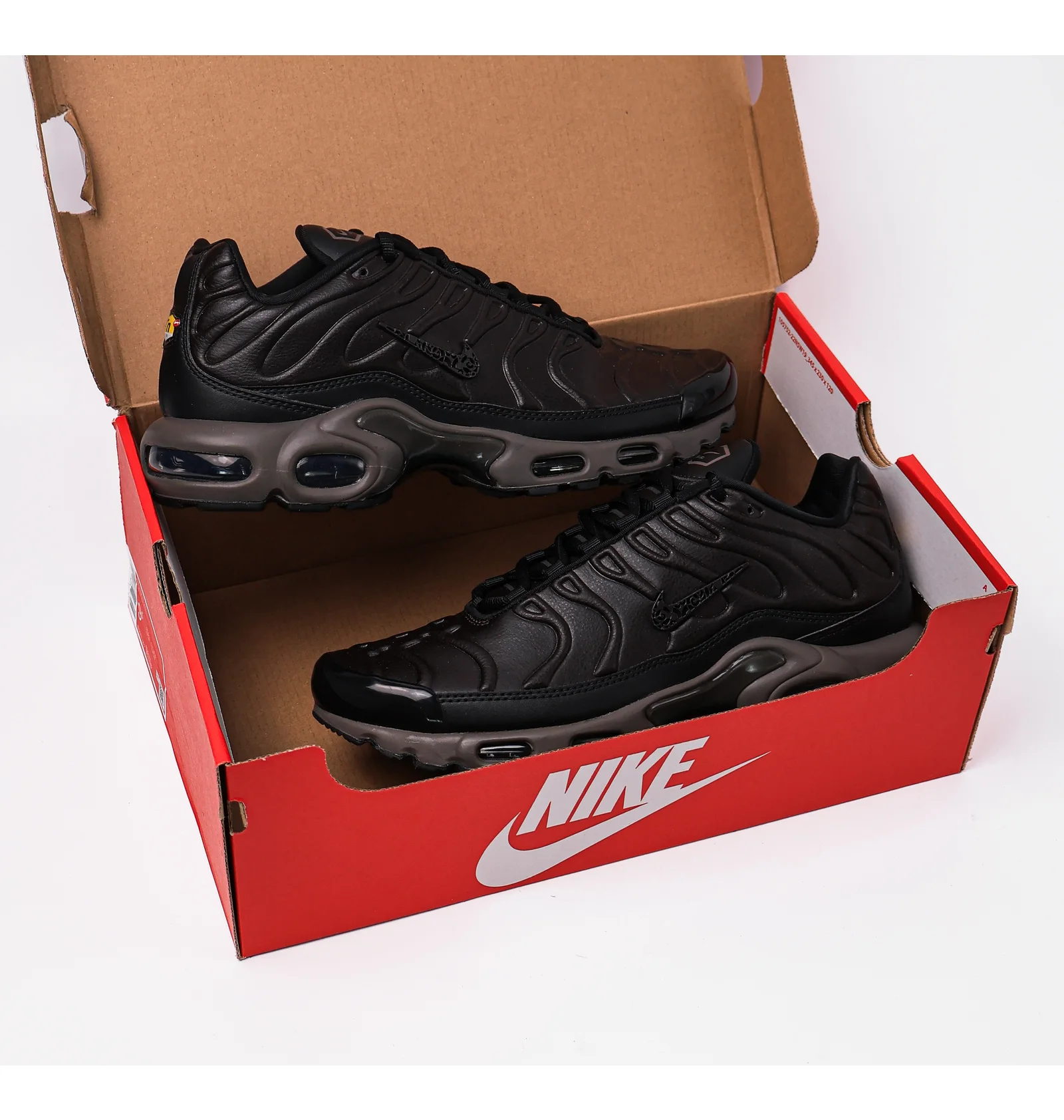 ᐉ Кроссовки мужские Nike Air Max Plus Paris Lifestyle Shoe Black