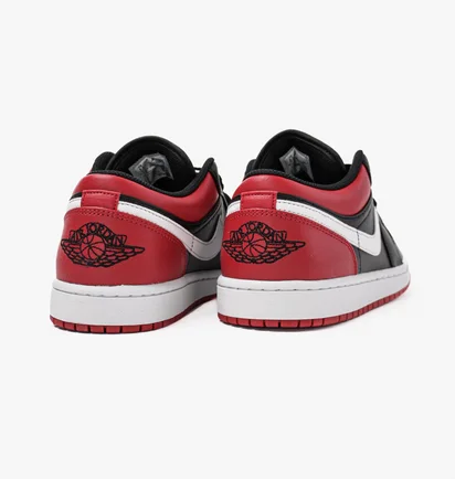Кроссовки мужские Air Jordan 1 Low MenS Shoes Black 553558-066