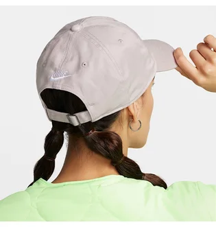 Кепка унисекс Nike Club Unstructured Jdi Cap Violet/White FB5370-019