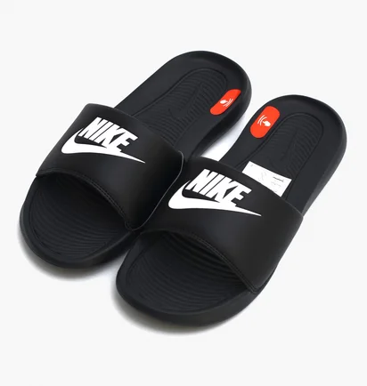 Тапочки жіночі Nike W Victori One Slide Black CN9677-005