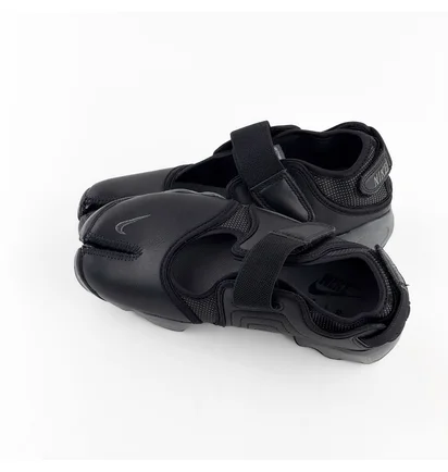 Кросівки жіночі Nike Air Rift Black IM6017-010