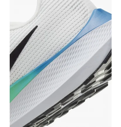 Кросівки чоловічі Nike Pegasus 40 Road Running Shoes White DV3853-006