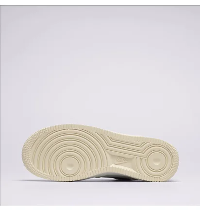 Кросівки жіночі Nike Air Force 1 07 Beige/White FV6332-100