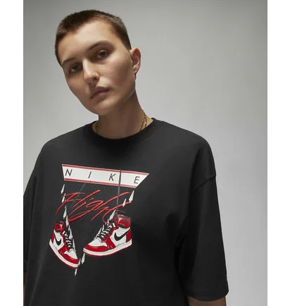 Футболка женская Air Jordan T-Shirt W J Flight Shoe Gfx Os Black Dv1411-010
