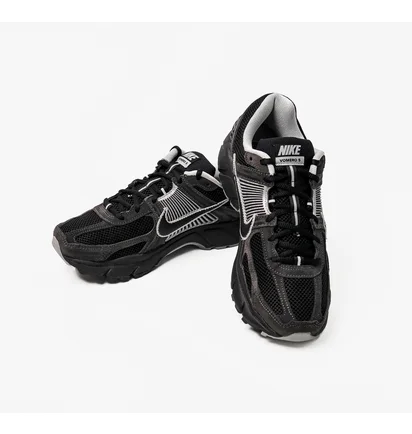 Кроссовки унисекс Nike Zoom Vomero 5 Black HF1553-006
