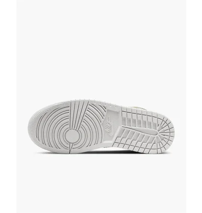 Кросівки жіночі Air Jordan Womens Shoes Beige DM9126-104