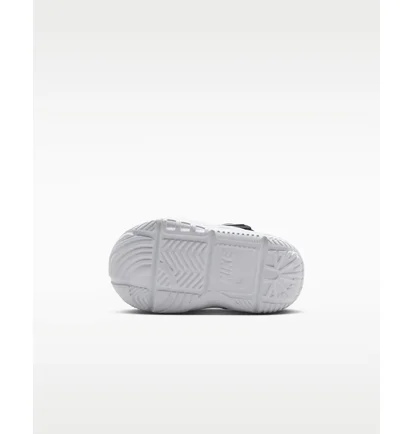 Кросівки дитячі Nike Team Hustle D 12 (Td) Black HF6281-002