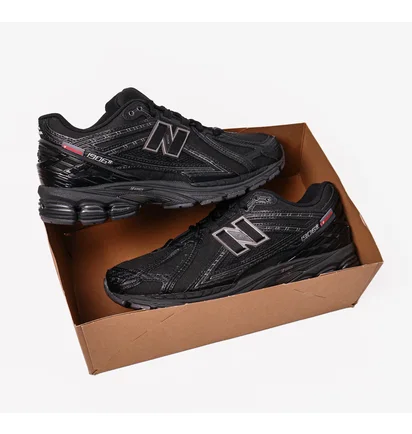 Кроссовки мужские New Balance 1906R Black U1906ROE