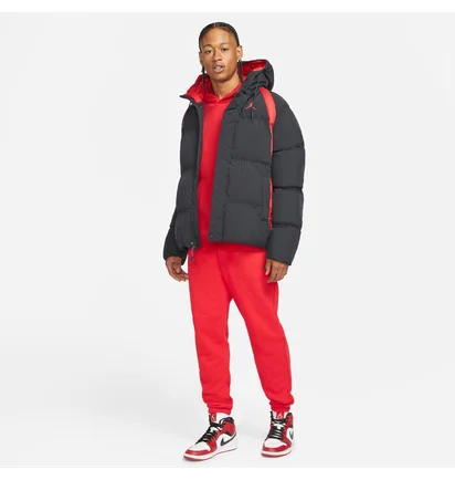 Куртка мужская Air Jordan M J Ess Puffer Jkt Black DA9806-010