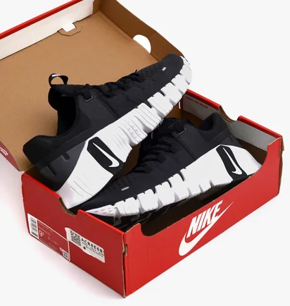 Кросівки чоловічі Nike Free Metcon 5 Black DV3949-001