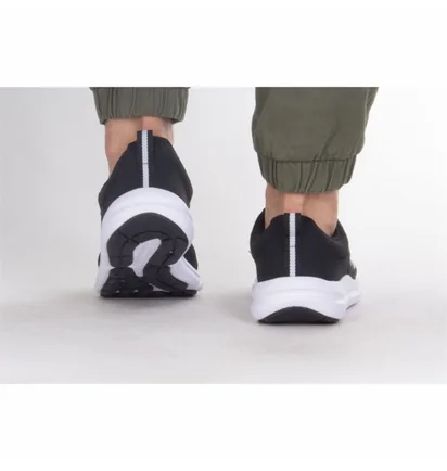 Кроссовки мужские Under Armour Charged Assert 10 Black 3026175-001