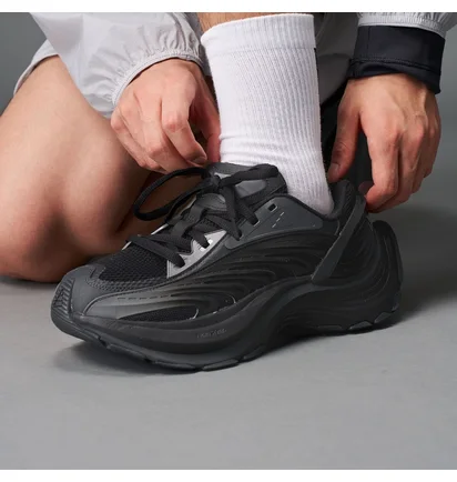 Кросівки унісекс Adidas Xlg Mtw Core Black JR5383