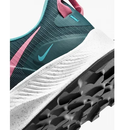 Кроссовки женские Nike Pegasus Trail 3 Green DA8698-300