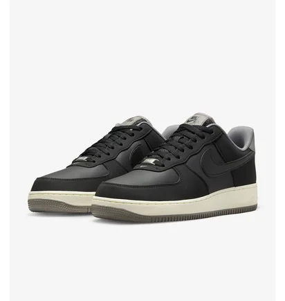 Кроссовки мужские Nike Air Force 1 07 Lv8 Winterized Black FZ5225-001
