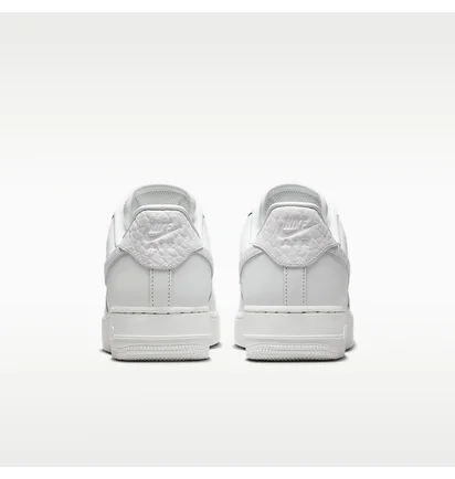Кроссовки женские Nike Air Force 1 07 Low White IM6485-121