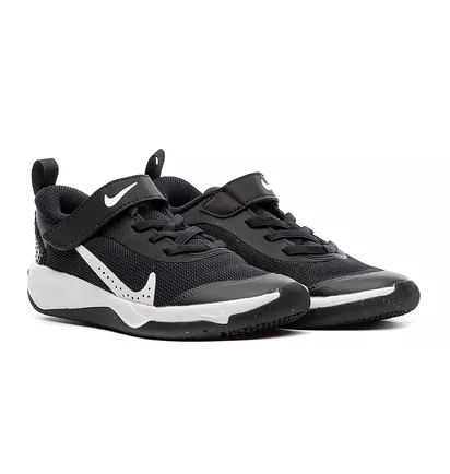 Кросівки дитячі Nike Omni Multi-Court Black DM9026-002