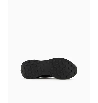 Кроссовки мужские Armani Exchange Tone-On-Tone Black XUX205-XV869-K001