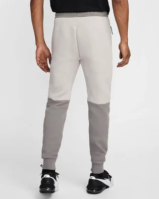 Штаны мужские Nike Tch Flc Jggr Grey FB8002-014