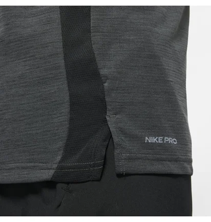 Футболка мужская Nike Pro Grey DC5218-010