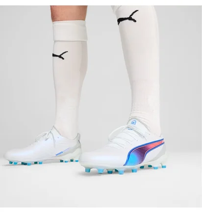 Бутсы мужские Puma King Ultimate Firm Ground/Artificial Ground Soccer Cleats White 107809-02