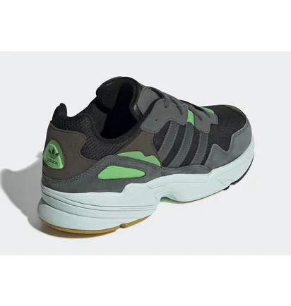 Кроссовки мужские Adidas Yung-96 Grey F35018