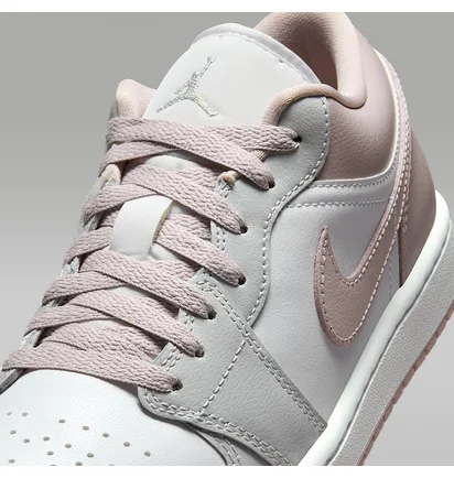 Кросівки жіночі Nike WomenS 1 Low Particle Rose Pink/White DC0774-606
