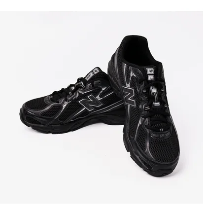 Кросівки унісекс New Balance 740 Black U740BM2