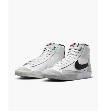Кросівки чоловічі Nike Blazer Mid 77 Premium MenS Shoes White DZ2542-100