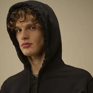 Куртка мужская C.P. Company Full-Zip Light Fleece Black 20CMSS081A-002246G-999