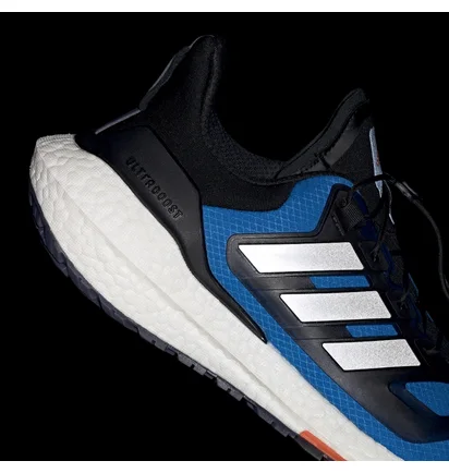 Кросівки чоловічі Adidas Ultraboost 22 Cold.Rdy 2.0 Running Shoes Blue/Black Gx6692