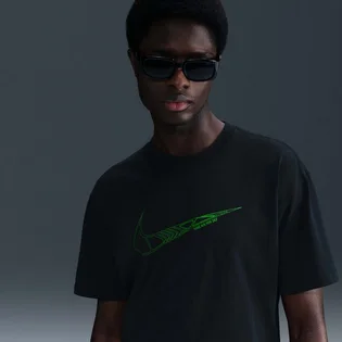 Футболка мужская Nike Sportswear Black HJ0746-010