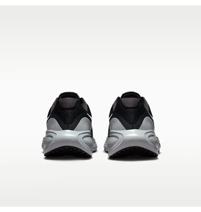 Кросівки чоловічі Nike Revolution 8 Black HJ9198-008