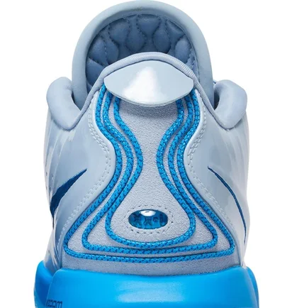 Кросівки унісекс Nike Lebron 21 Light Blue FQ4052-400